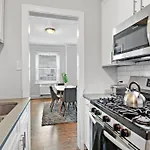 Chic & Inviting 2Br Apartment In Chicago - Bstone 605