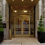 Hampton Inn Majestic Chicago Theatre District