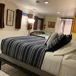 Ray\'S Bucktown Bed And Breakfast