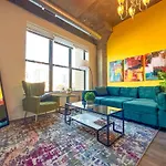 Mccormick 2Br-2Ba Family Unit For Up To 8 Guests With Skyline View, Optional Parking & Gym