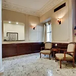 Dewitt Hotel And Suites