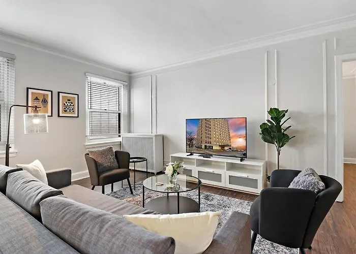 Chic & Inviting 2Br Apartment In Chicago - Bstone 605