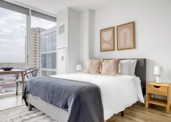 South Loop Studio W Pool Gym Nr Grant Park Chi-857