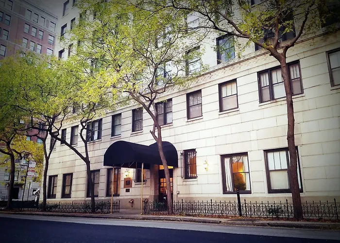 Dewitt Hotel And Suites