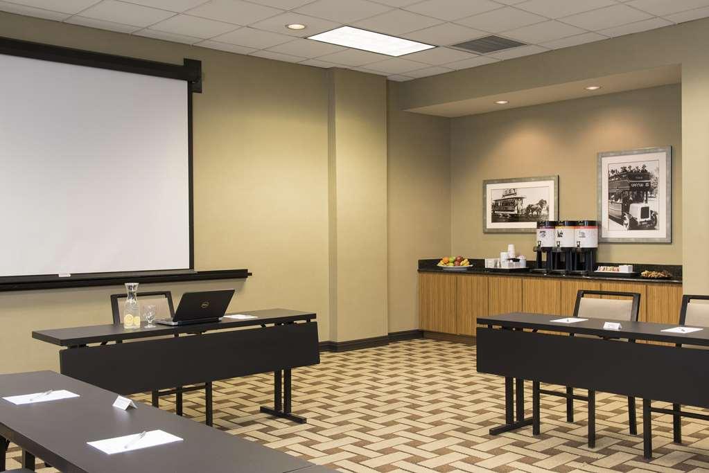 Hampton & Chicago-downtown Hotel 3*