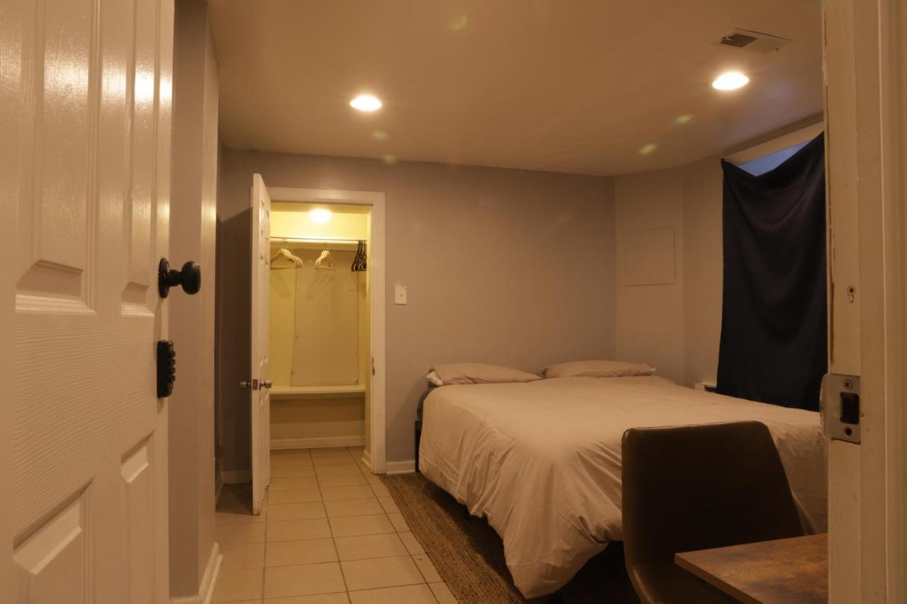 Langley Guest house Chicago