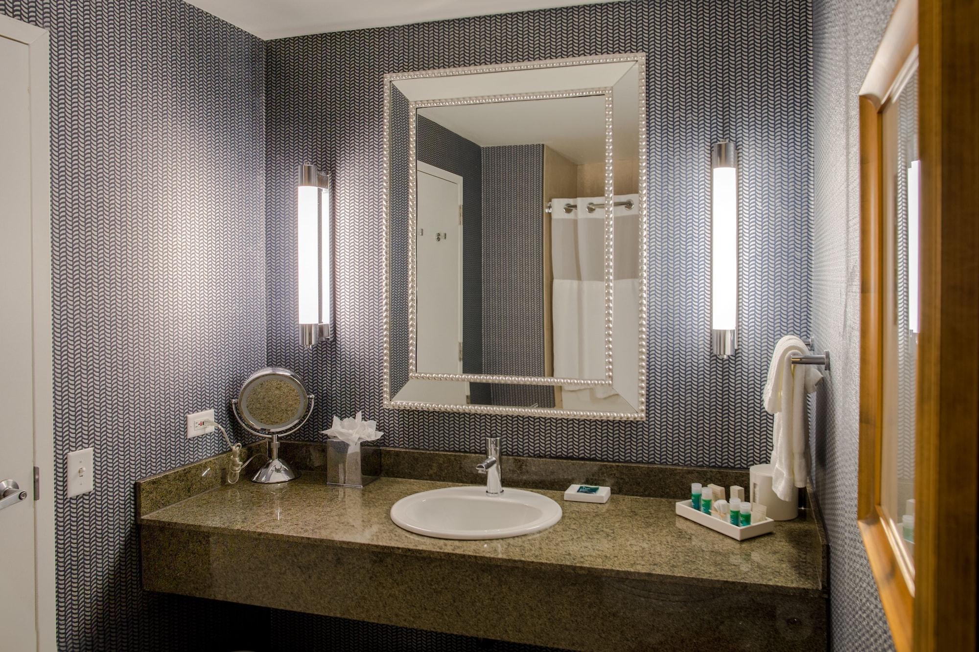 Kinzie 4* Chicago