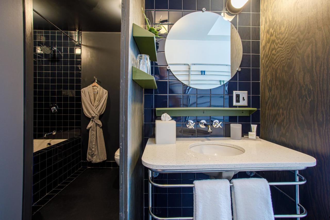 The Emily Hotel 4*