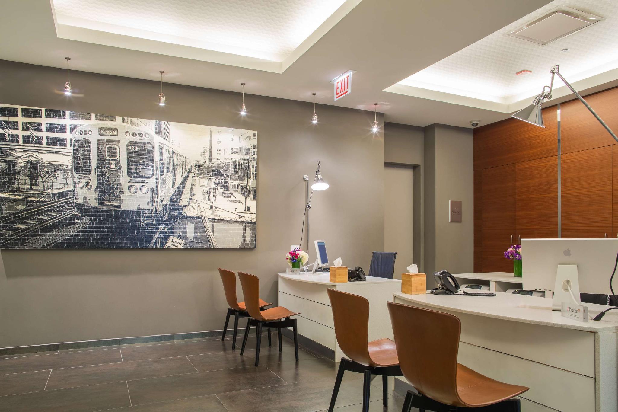 Kinzie Hotel Chicago