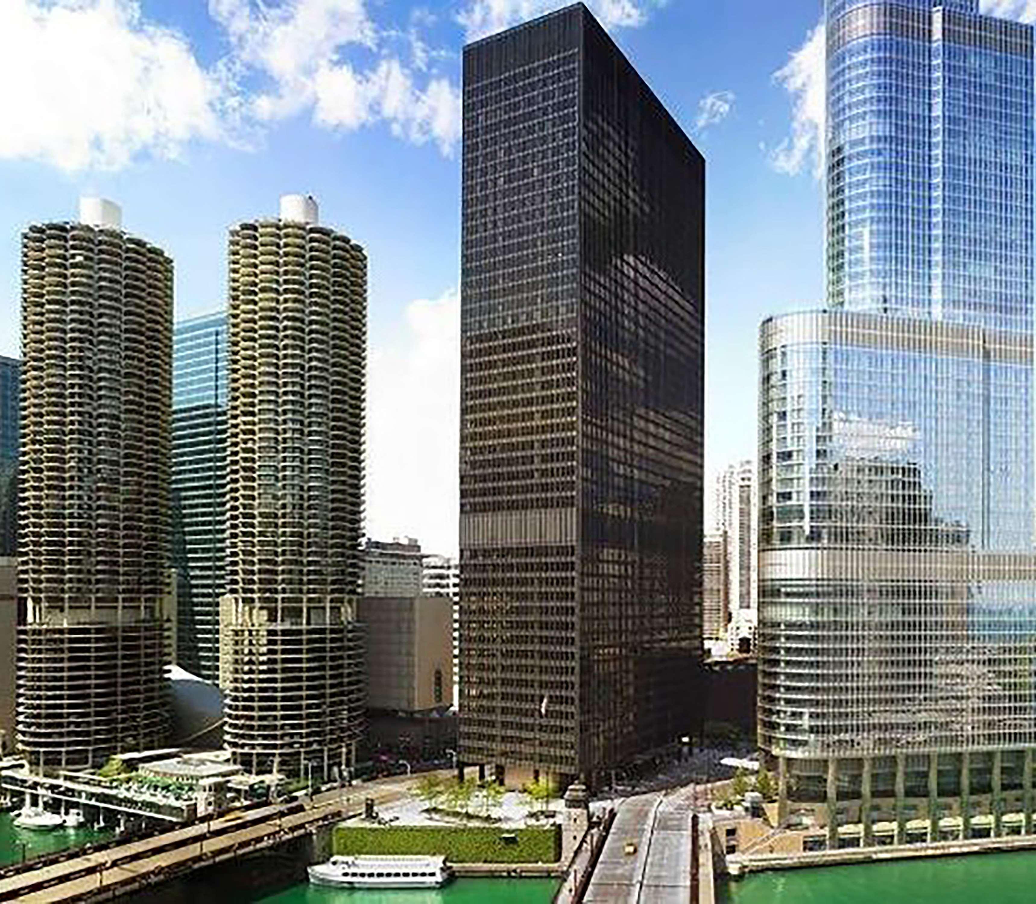 Hampton & Chicago-downtown