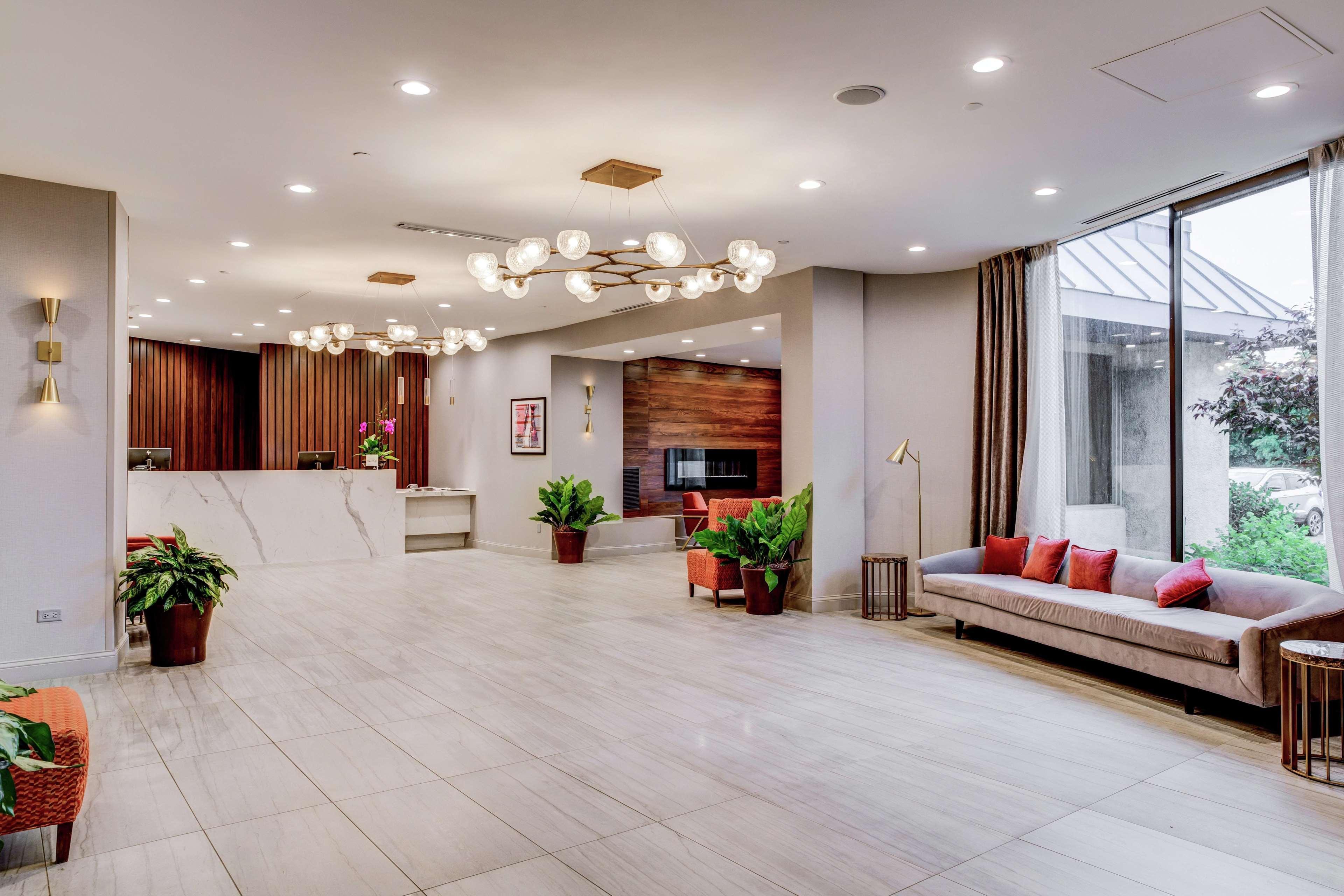 Hilton Chicago/oak Lawn Hotel