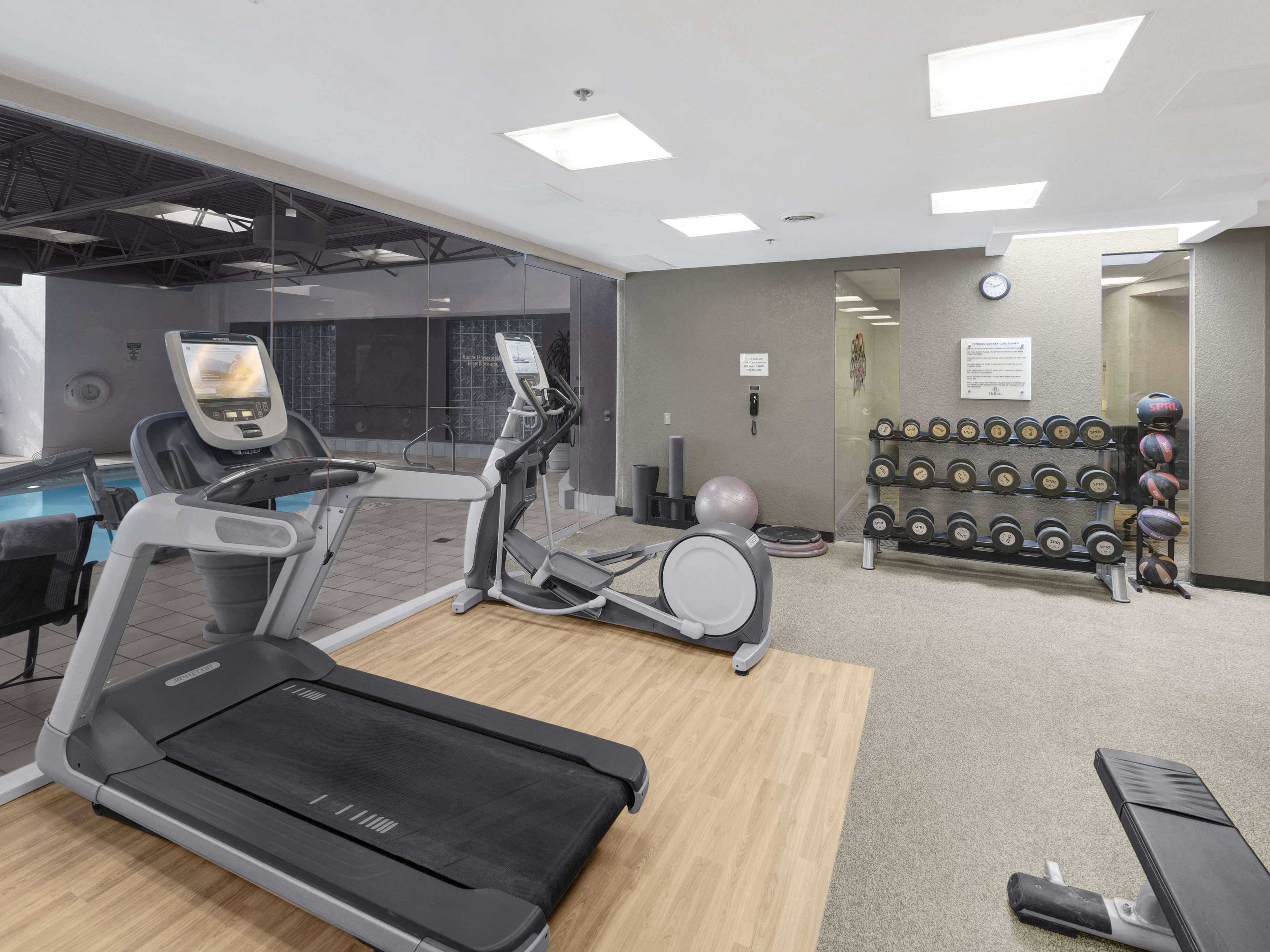 Hotel Hilton Chicago/oak Lawn 3*