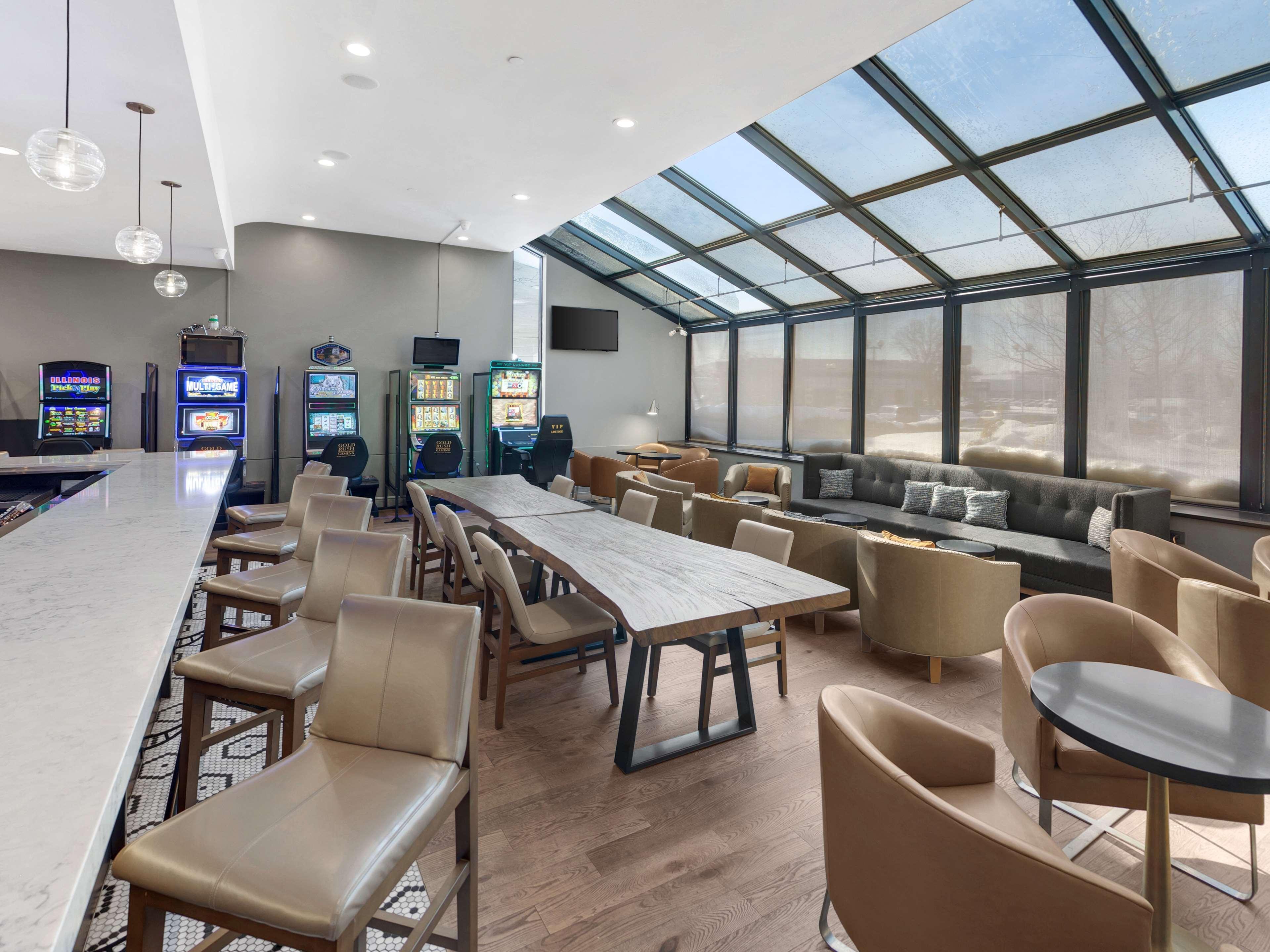 Hotel Hilton Chicago/oak Lawn 3*