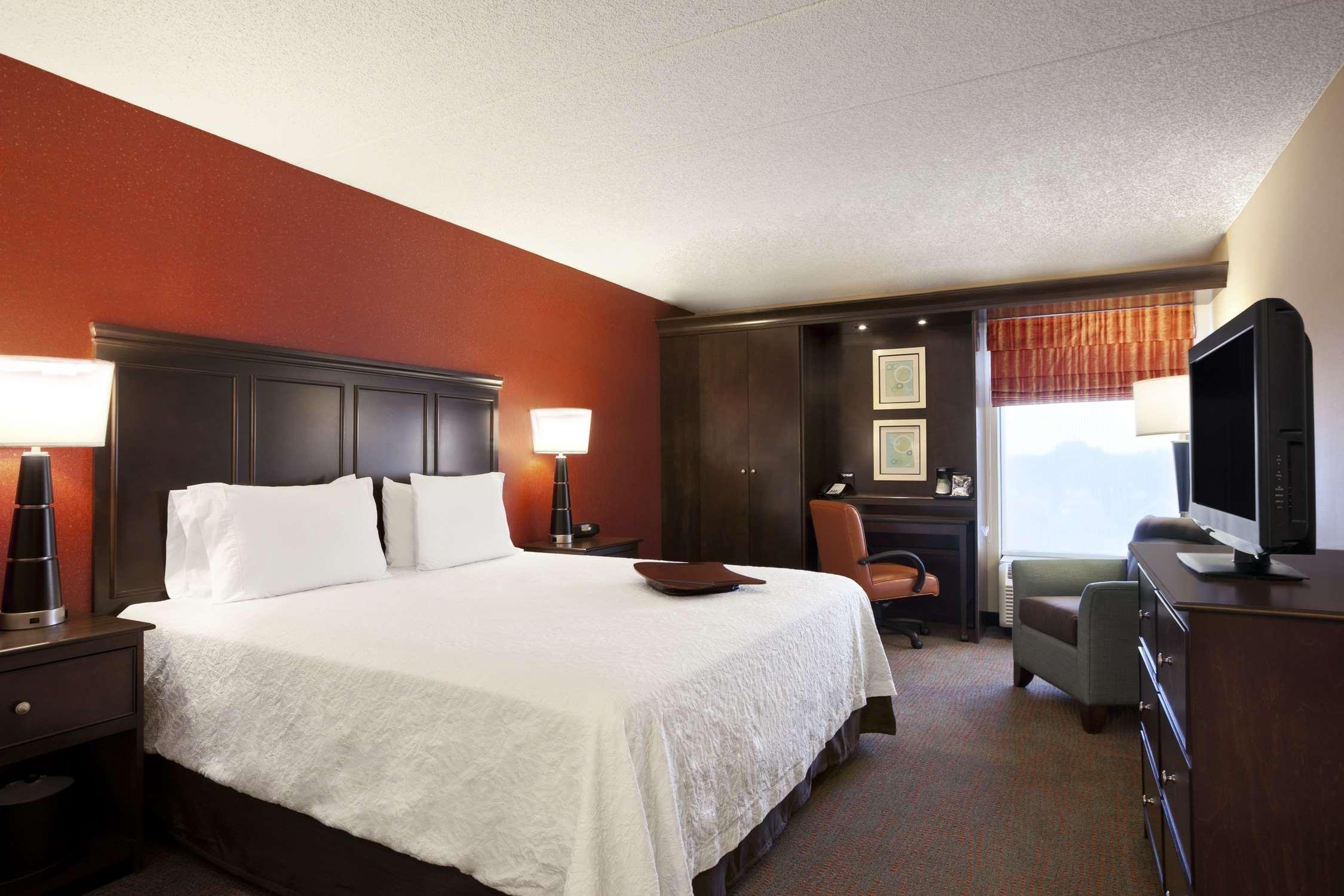 Hampton Chicago-midway Airport Hotel 3*