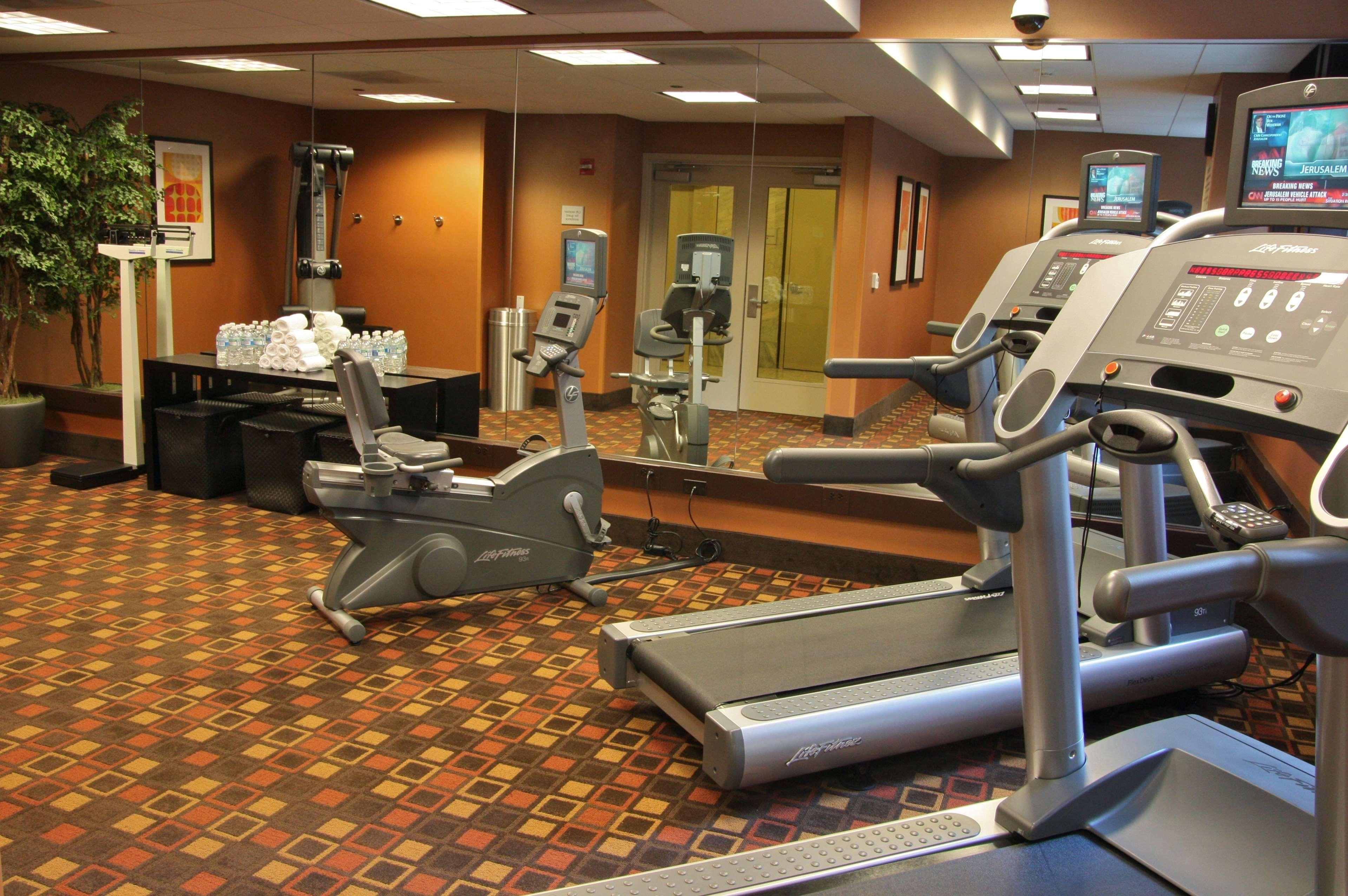 Hampton Majestic Theatre District Hotel 3*