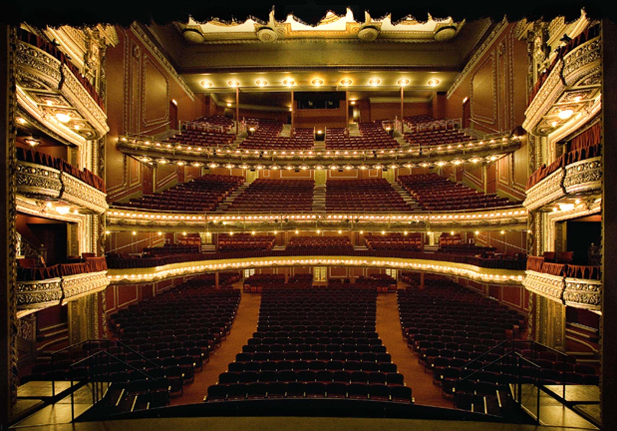Hampton Majestic Theatre District Hotel