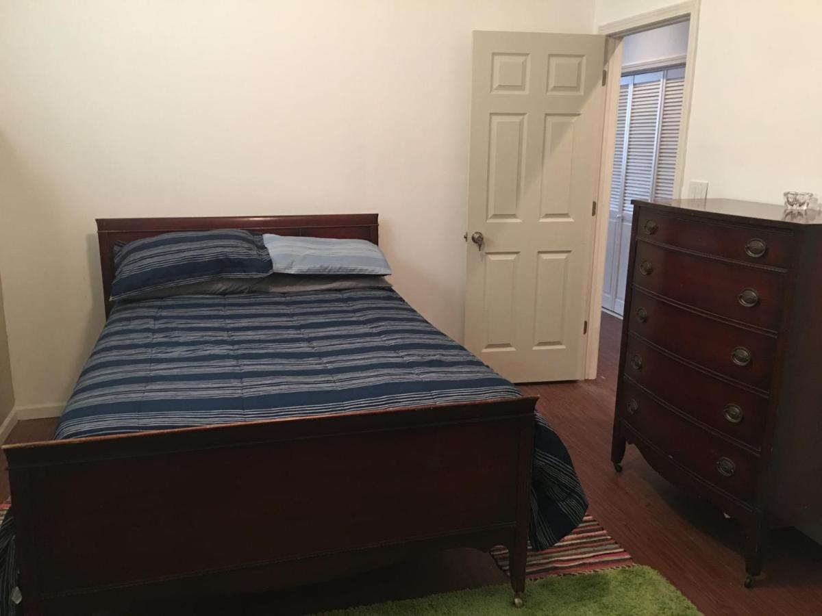Just Minutes From Downtown * Chicago