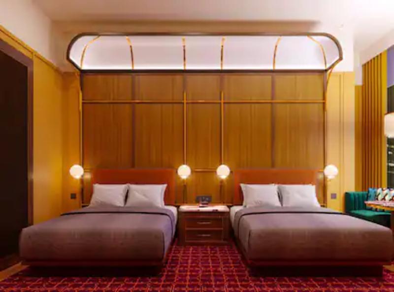 Hotel Canopy By Hilton Loop 4*