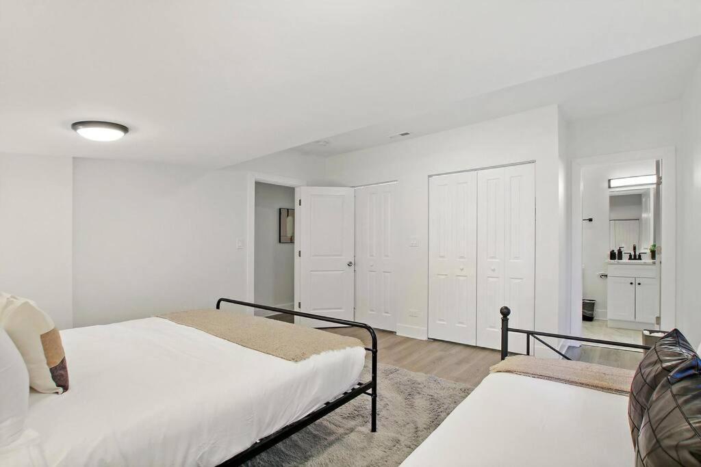 Apartment 1br Captivating With In-unit Laundry - Aberdeen 2 Chicago