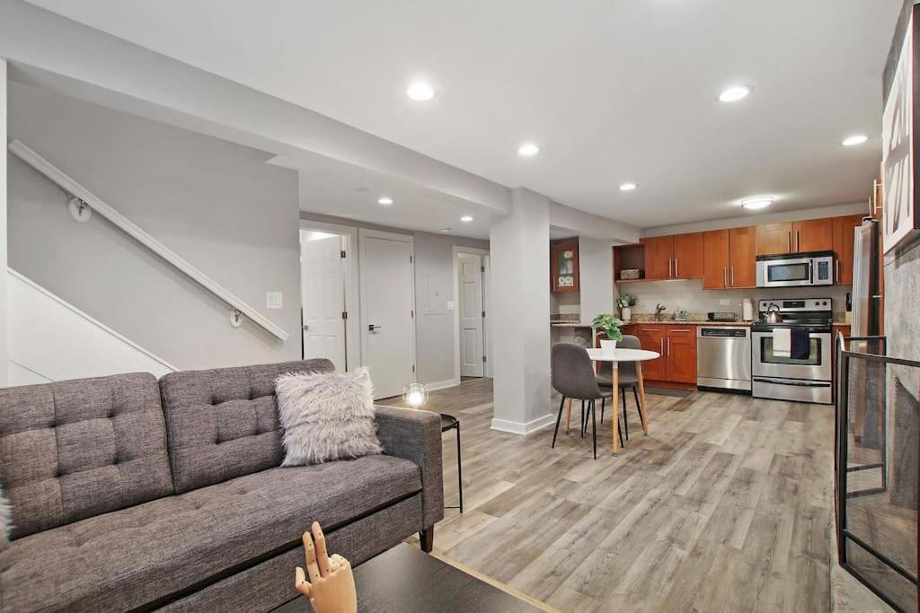 Apartment Chic 1br With Modern Comforts - Barry Ga