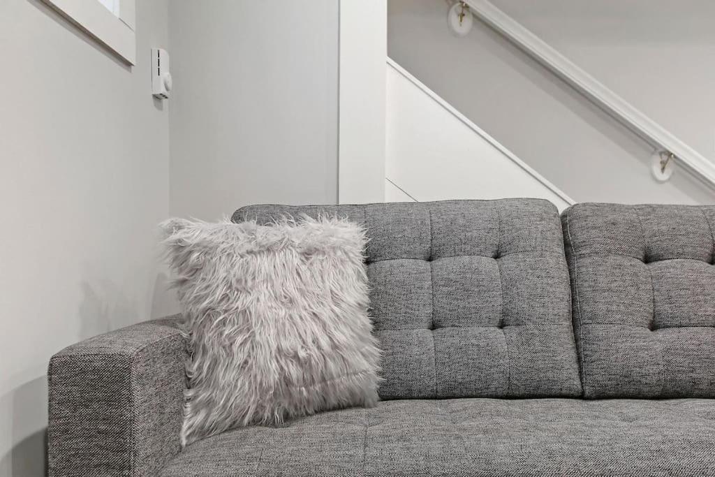 Chic 1br With Modern Comforts - Barry Ga * Chicago