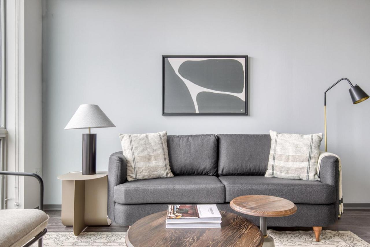 Apartment Logan Sq 1br W Roof Gym 1 Block To L Chi-479 *