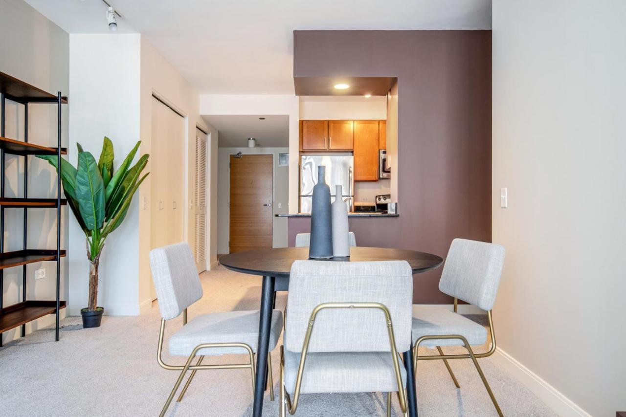 Apartamento Loop 1br W Pool Gym Nr Financial District Chi-261 Chicago