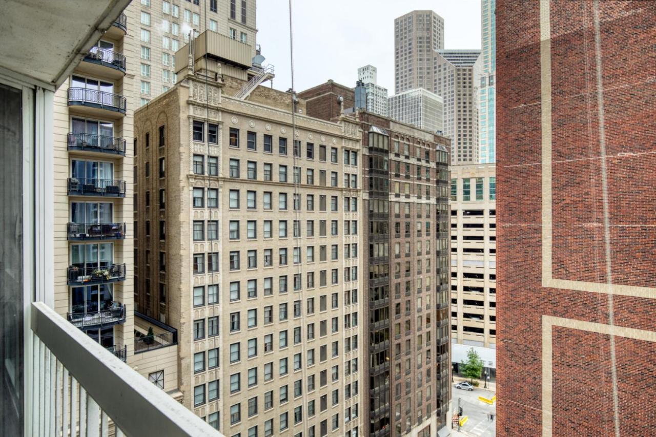 Apartment Gold Coast 2br W Gym Lounge 1 Block To L Chi-801 Chicago