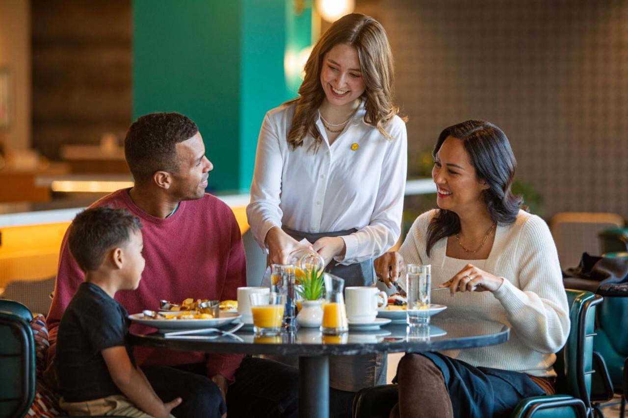 Voco Chicago Downtown - Riverwalk By Ihg