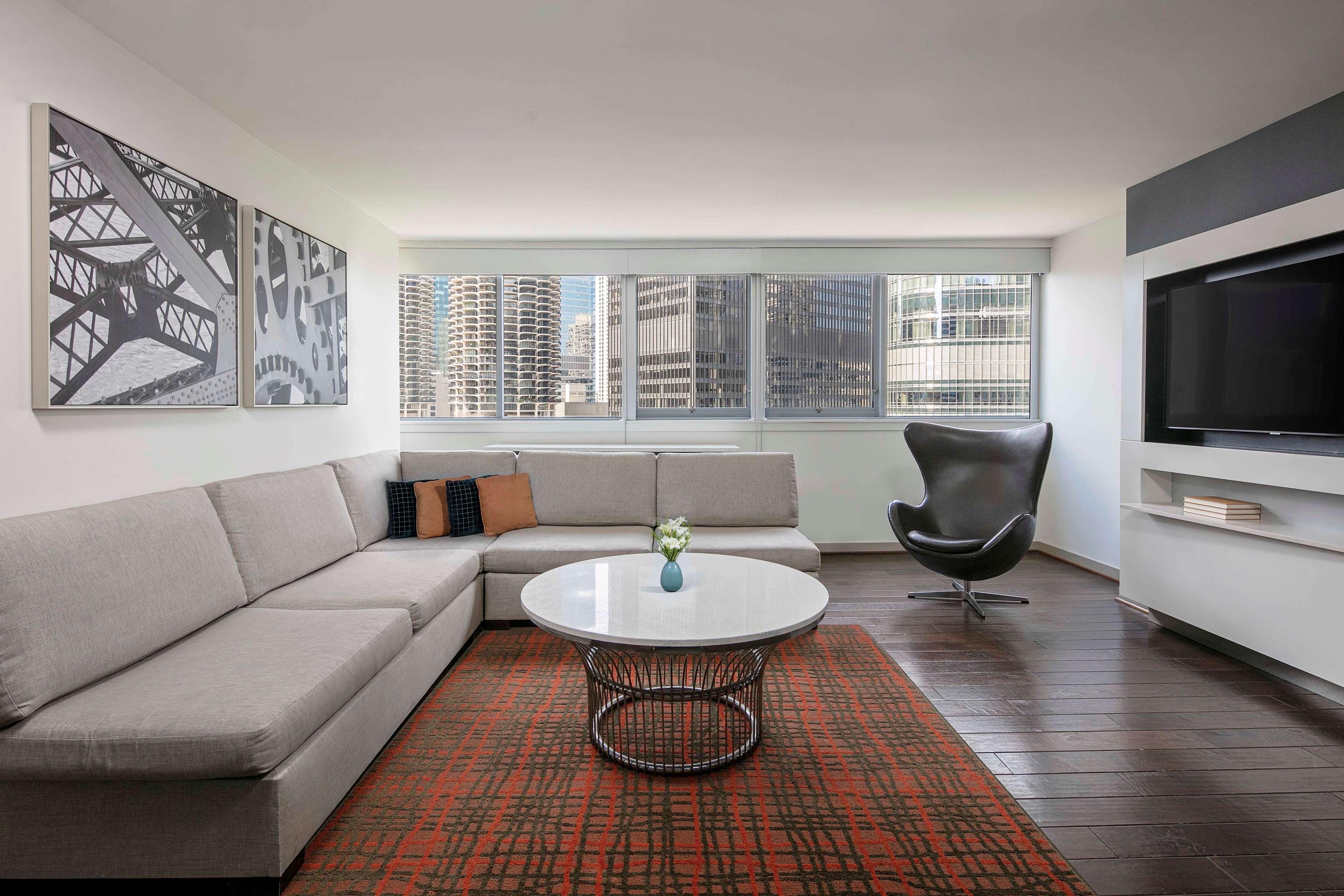 Hotel The Royal Sonesta Downtown Chicago