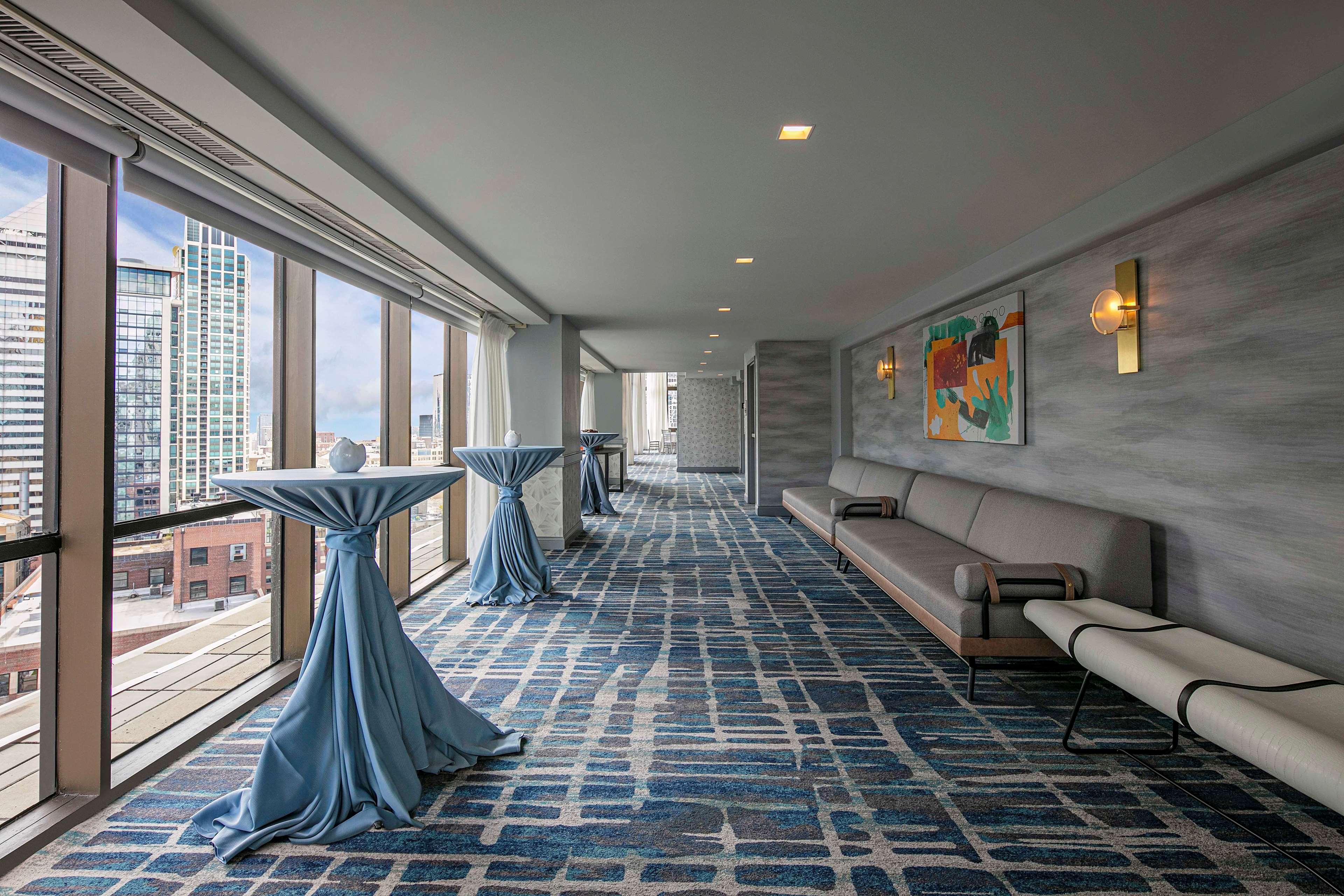 Hotel The Royal Sonesta Downtown 4*