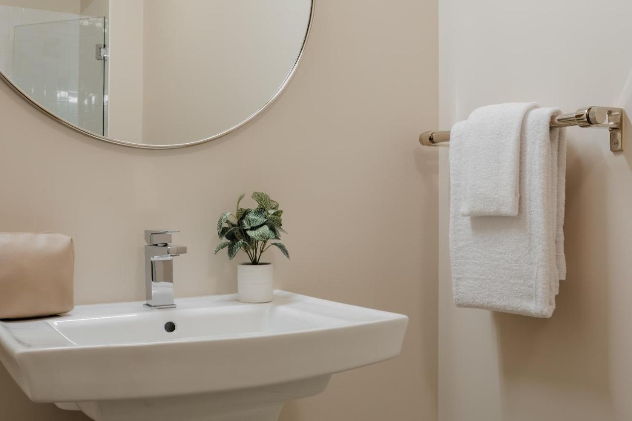 Found Chicago Powered By Sonder Hotel Chicago
