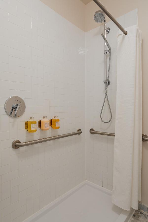 Found Chicago Powered By Sonder Hotel *