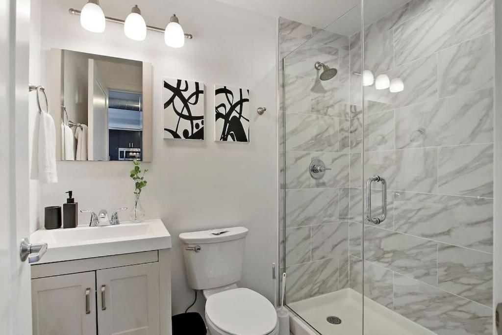 Apartment 1br Prime And Comfy Apt With In-unit Laundry - 302 Chicago
