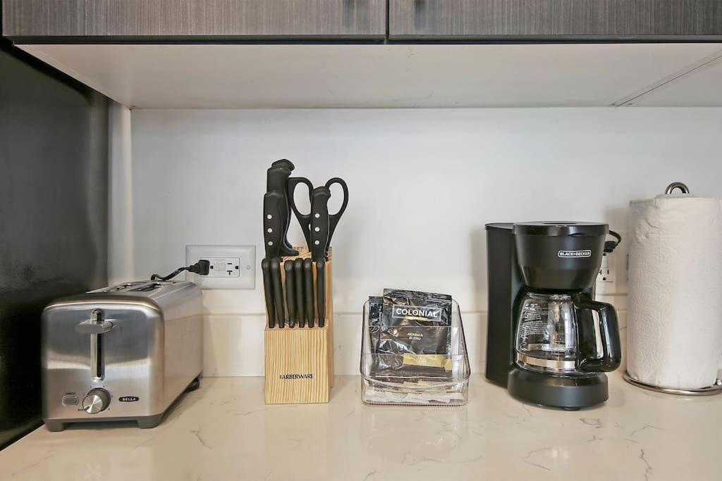 1br Prime And Comfy Apt With In-unit Laundry - 302 Chicago