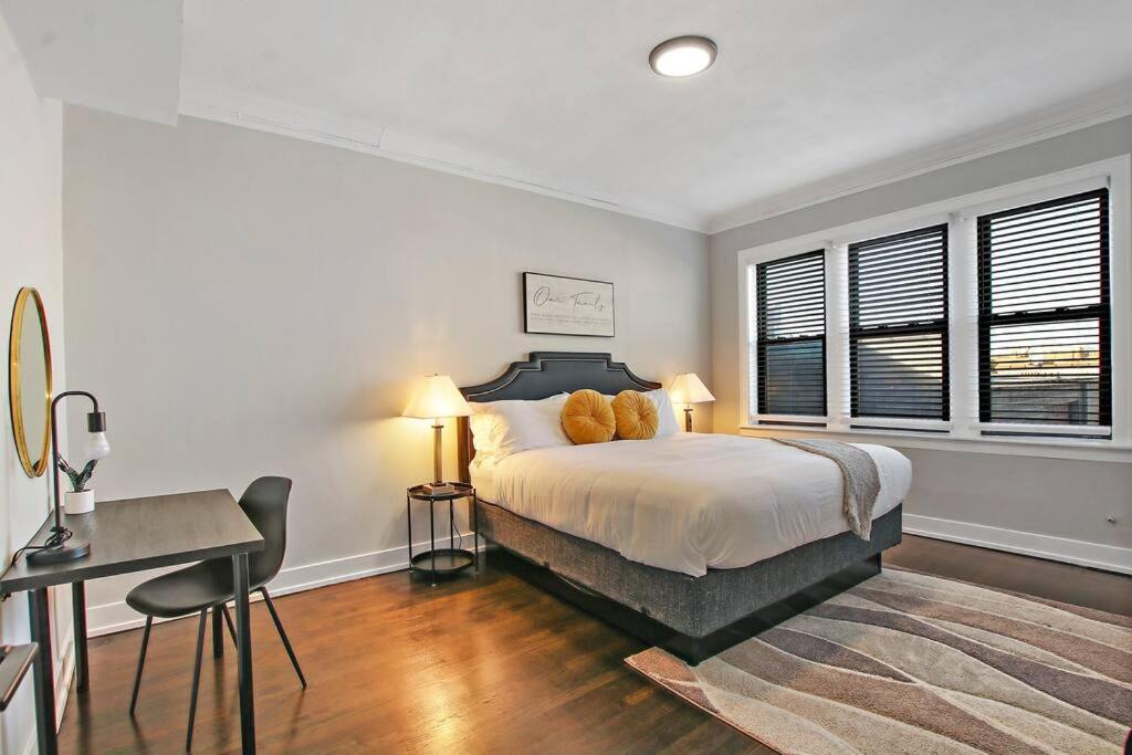 Comfortable 2br Apt - Sunnyside 2f Apartamento *
