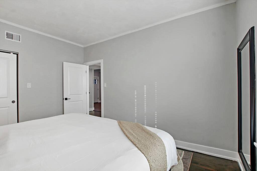 Apartamento Comfortable 2br Apt - Sunnyside 2f