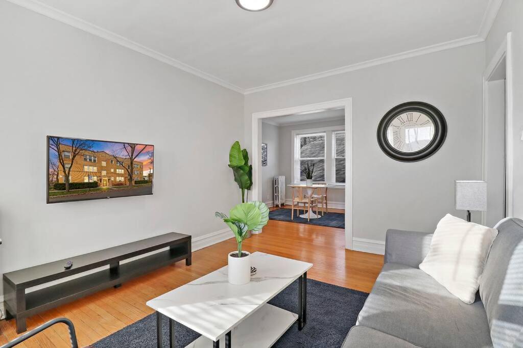 Apartment Serene 1br - Barry 2 Chicago