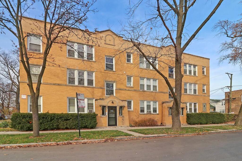 Serene 1br - Barry 2 *