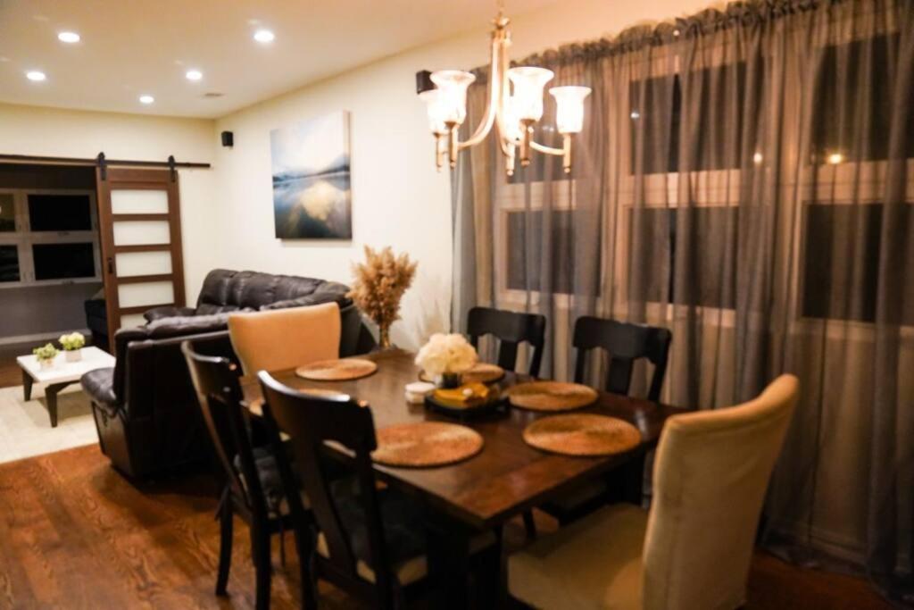 Apartment Nice And Cozy. Sleeps 5.