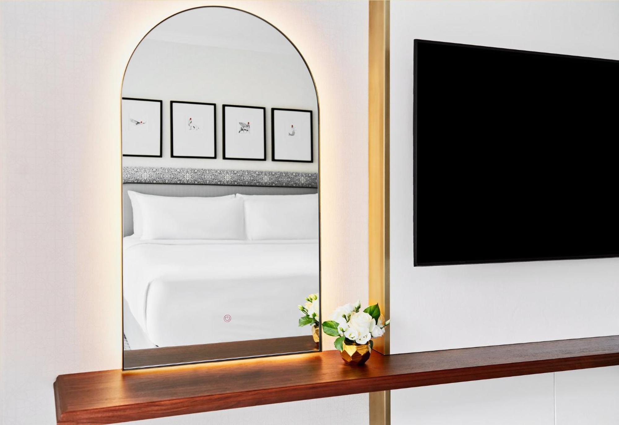 Hotel Intercontinental Magnificent Mile By Ihg Chicago