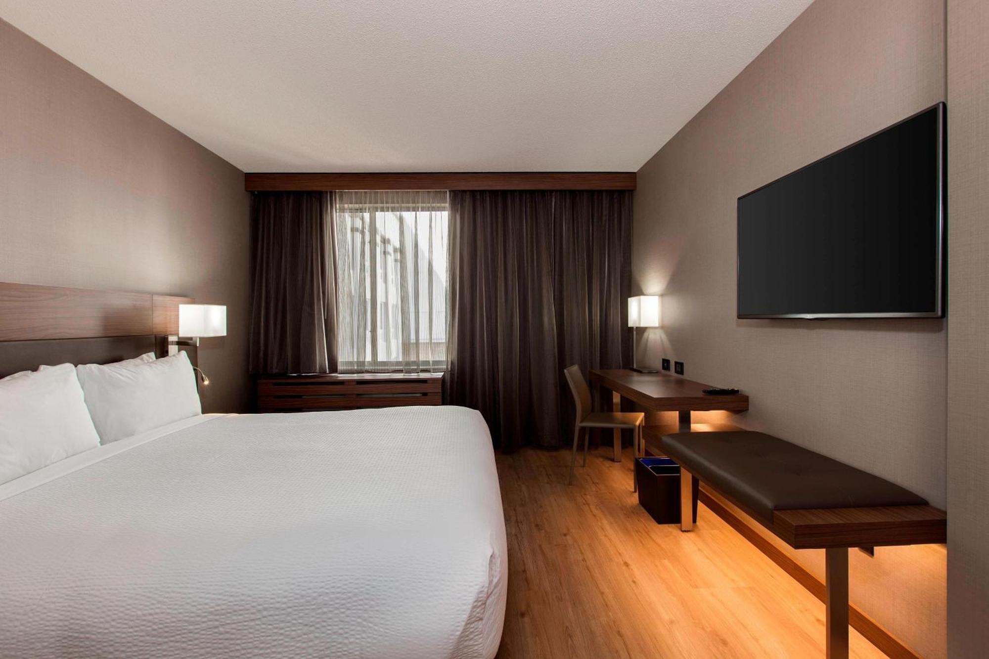 Hotel Ac Downtown