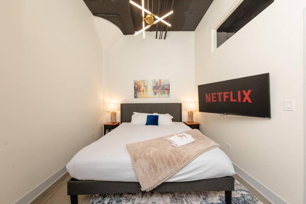 Mccormick 3br/2ba Luxury For Up To 8 Guests With Optional Parking And Gym Access Apartment *