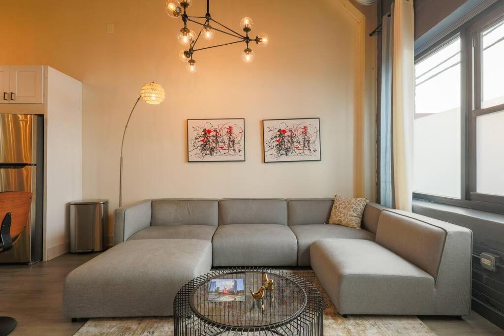 Mccormick 3br/2ba Luxury For Up To 8 Guests With Optional Parking And Gym Access Apartment