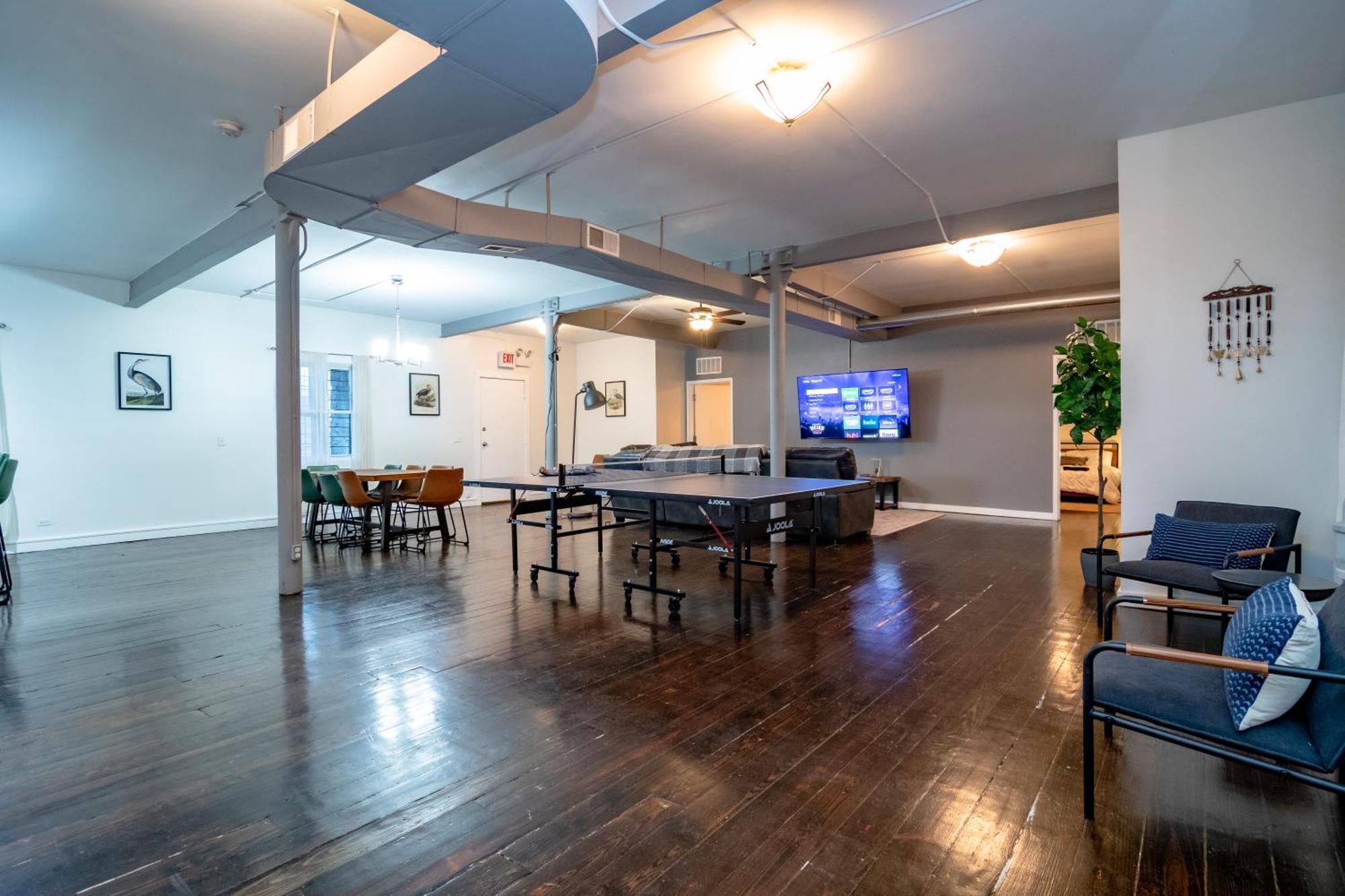 Mccormick 3br Huge Family Unit With Optional Parking & Ping-pong Table Apartamento