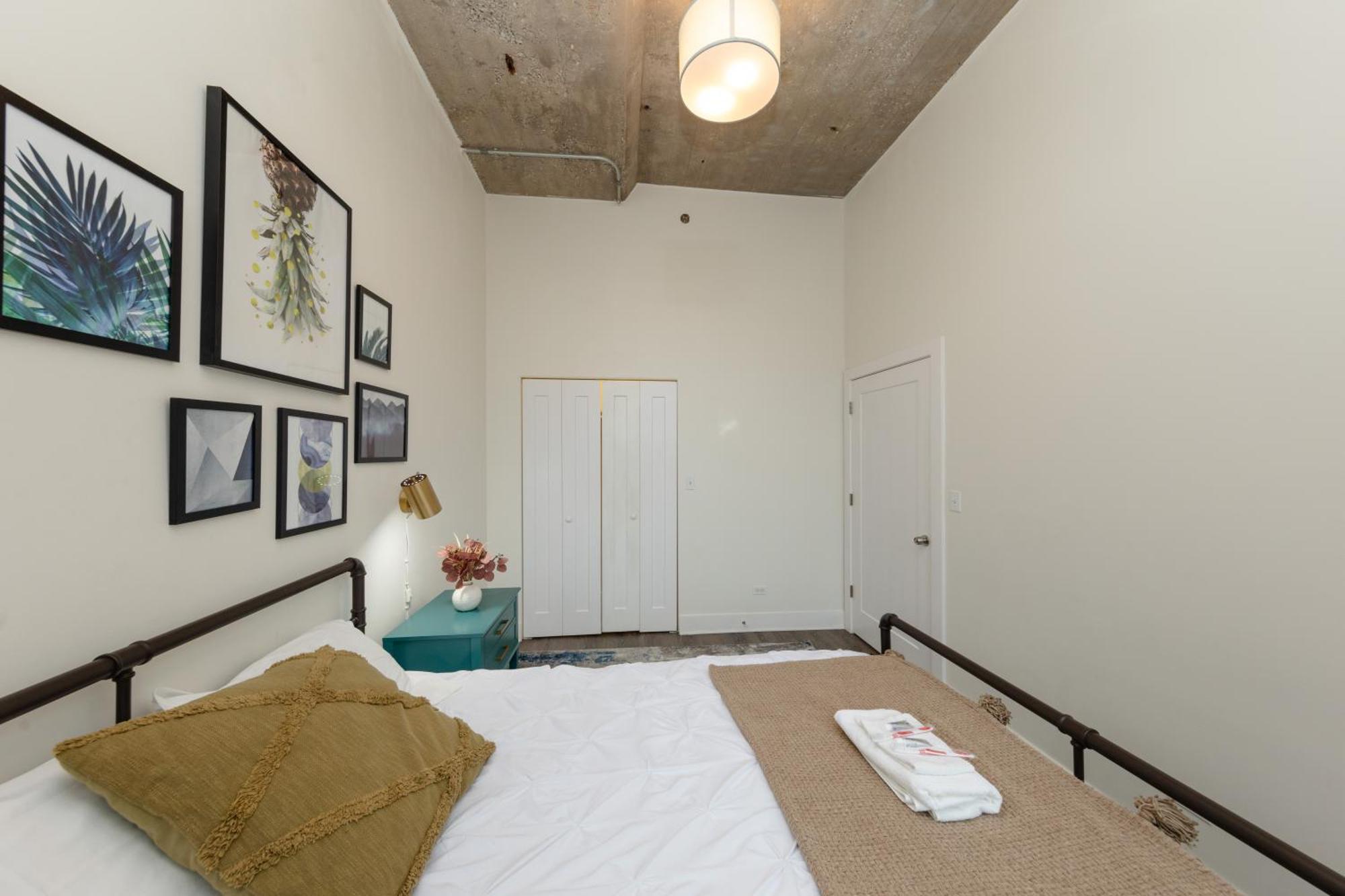Family Friendly 2br South Loop With Optional Parking And Gym Access Sleeps Up To 8 Near Mccormick Place And Soldier Field Apartment