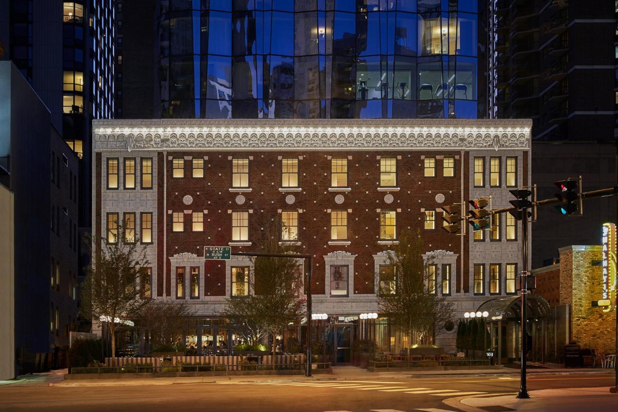 Viceroy 5* Chicago