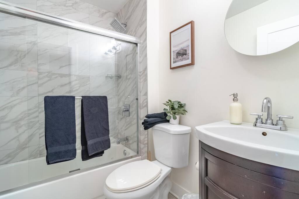 Mccormick Place 420 Friendly 3br/2ba With Optional Parking For Up To 8 Guests * Chicago