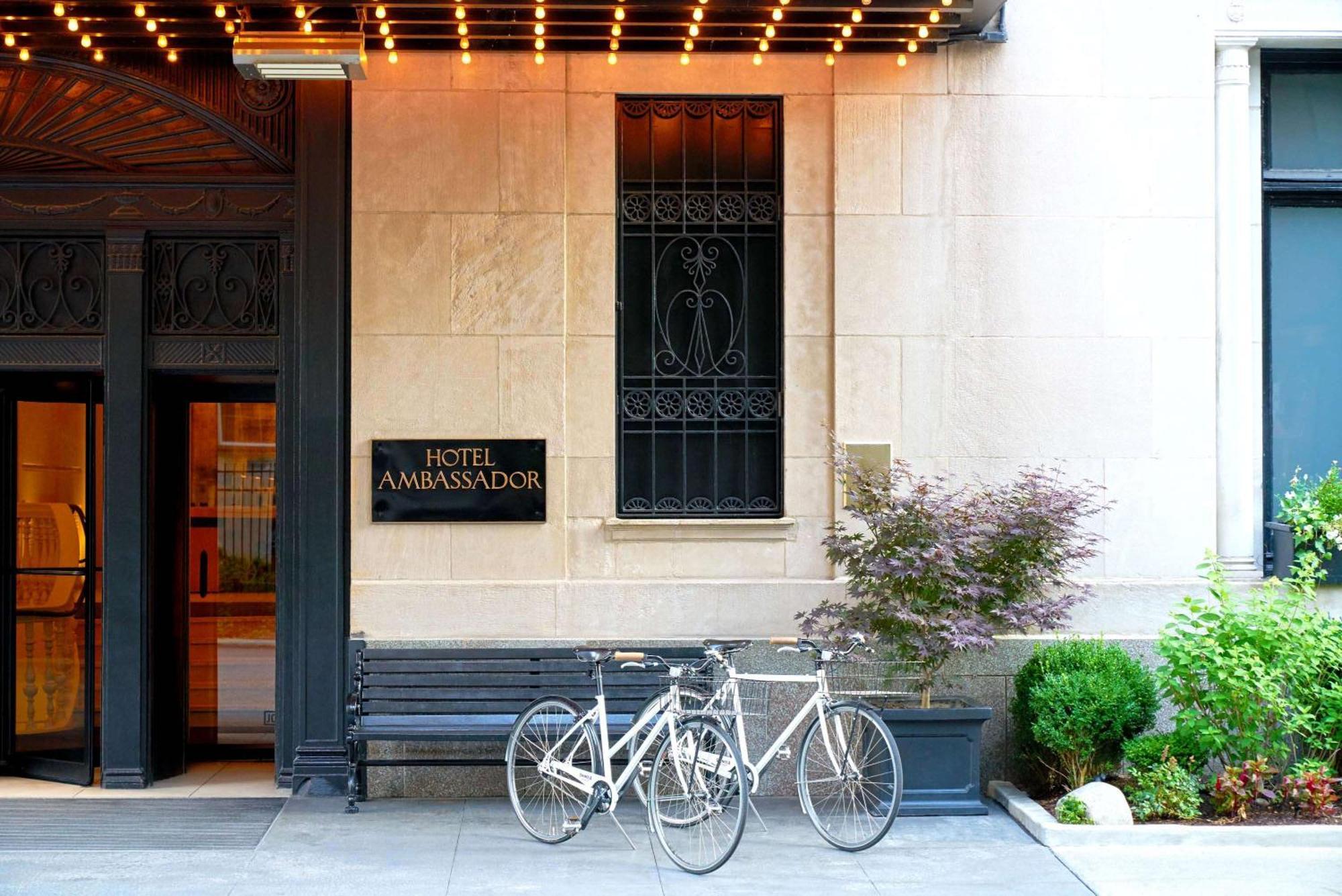 Ambassador Chicago, Part Of Jdv By Hyatt 4*