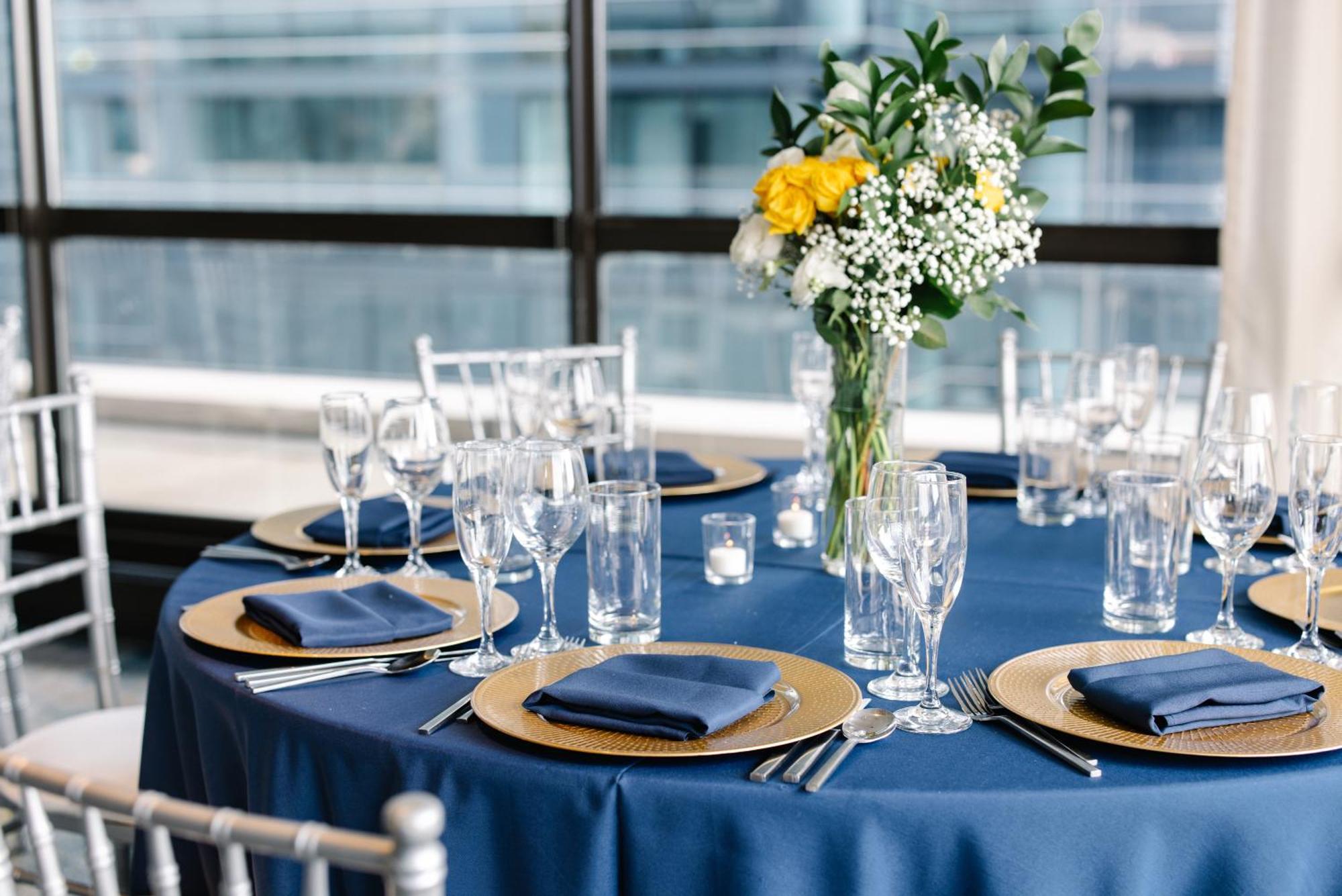 Voco Chicago Downtown - Riverwalk By Ihg Hotel 3*